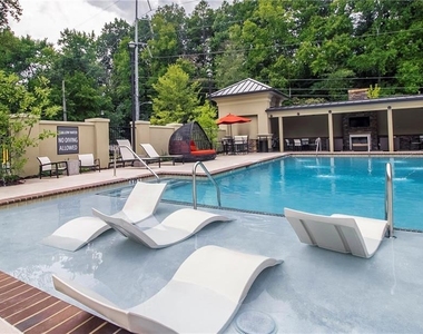 4011 Roswell Road - Photo Thumbnail 32