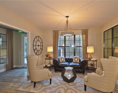 4011 Roswell Road - Photo Thumbnail 9