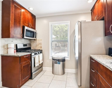 1802 Cumberland Valley Place Se - Photo Thumbnail 8