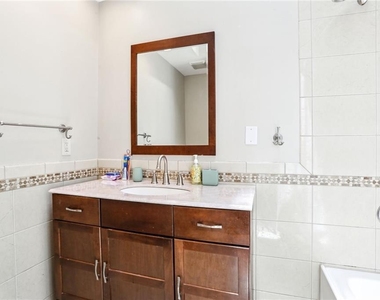 1802 Cumberland Valley Place Se - Photo Thumbnail 16