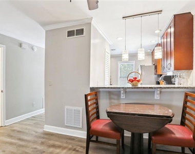 1802 Cumberland Valley Place Se - Photo Thumbnail 6