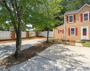 1802 Cumberland Valley Place Se - Photo Thumbnail 1