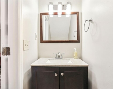 1802 Cumberland Valley Place Se - Photo Thumbnail 10