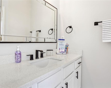 5161 Madison Green Drive Sw - Photo Thumbnail 27