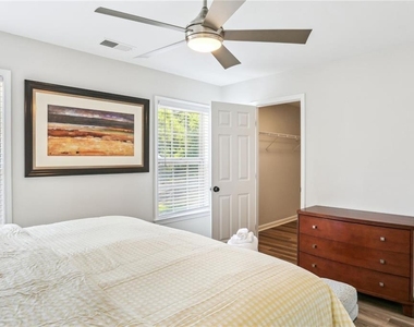 5161 Madison Green Drive Sw - Photo Thumbnail 30