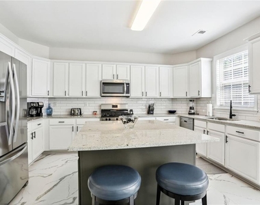 5161 Madison Green Drive Sw - Photo Thumbnail 14