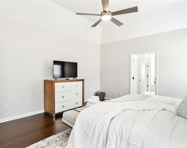 5161 Madison Green Drive Sw - Photo Thumbnail 21