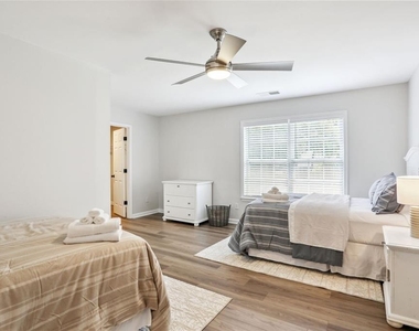 5161 Madison Green Drive Sw - Photo Thumbnail 36