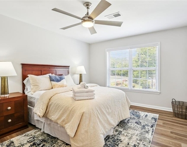 5161 Madison Green Drive Sw - Photo Thumbnail 32