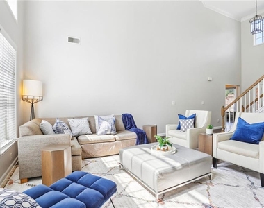 5161 Madison Green Drive Sw - Photo Thumbnail 9