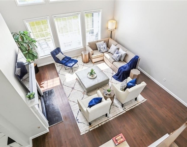 5161 Madison Green Drive Sw - Photo Thumbnail 6