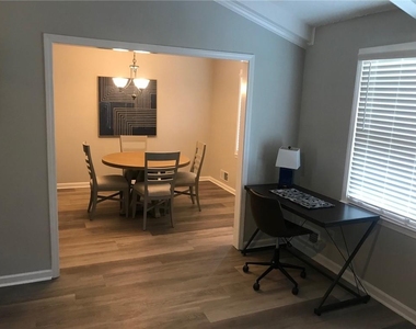 111 Quail Run - Photo Thumbnail 6