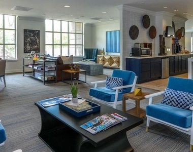 530 Piedmont Avenue - Photo Thumbnail 15