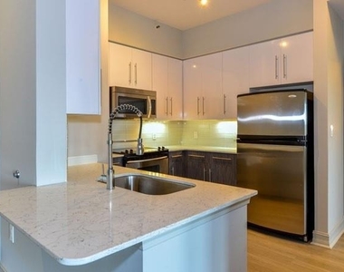 530 Piedmont Avenue - Photo Thumbnail 2