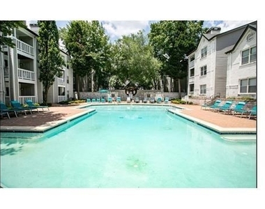 100 Dunwoody Gables Drive - Photo Thumbnail 26
