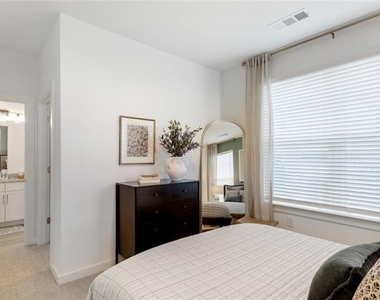 1010 Rosefinch Landing - Photo Thumbnail 8