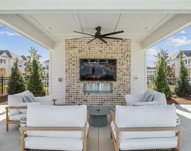1010 Rosefinch Landing - Photo Thumbnail 35