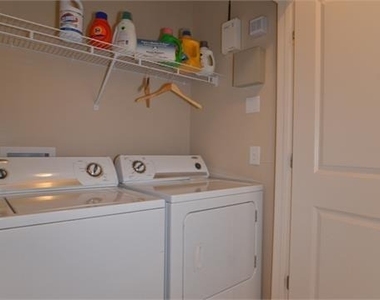 1600 Overlook Park Lane - Photo Thumbnail 17