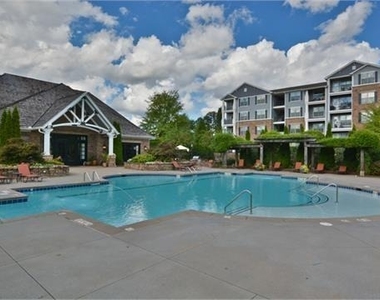 1600 Overlook Park Lane - Photo Thumbnail 28