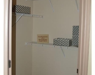 2400 Parkland Drive Ne - Photo Thumbnail 6