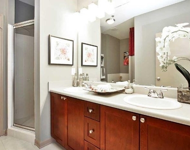 2400 Parkland Drive Ne - Photo Thumbnail 5