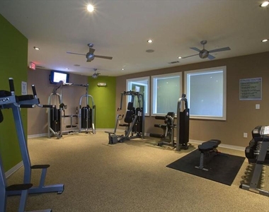 2400 Parkland Drive Ne - Photo Thumbnail 15