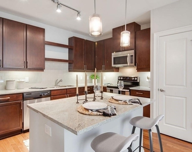 92 W Paces Ferry Road Nw - Photo Thumbnail 10