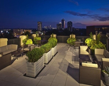 92 W Paces Ferry Road Nw - Photo Thumbnail 44