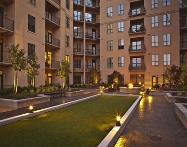 92 W Paces Ferry Road Nw - Photo Thumbnail 46