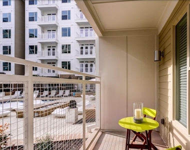 1220 Mecaslin Street Nw - Photo Thumbnail 3