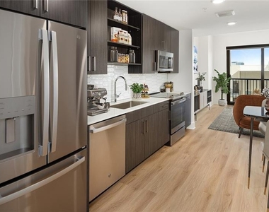 200 Nerem Street Nw - Photo Thumbnail 13