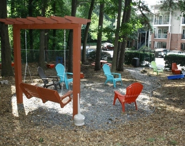 2000 Monroe Place Ne - Photo Thumbnail 17