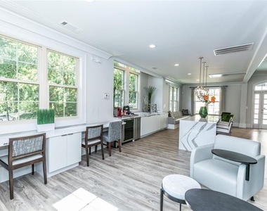 1401 W Paces Ferry Road Nw - Photo Thumbnail 21