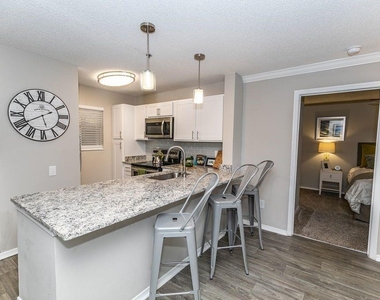 1401 W Paces Ferry Road Nw - Photo Thumbnail 1
