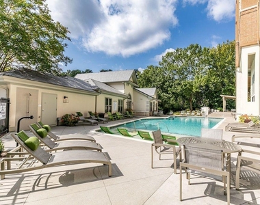 1401 W Paces Ferry Road Nw - Photo Thumbnail 27
