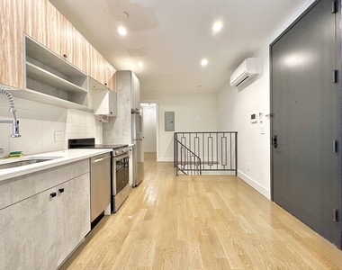 961 Seneca Avenue - Photo Thumbnail 1