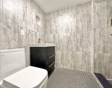 961 Seneca Avenue - Photo Thumbnail 9
