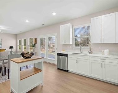 3489 Fairview Road - Photo Thumbnail 7