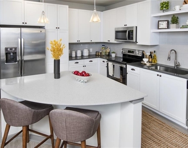 6919 Peachtree Dunwoody Road - Photo Thumbnail 2
