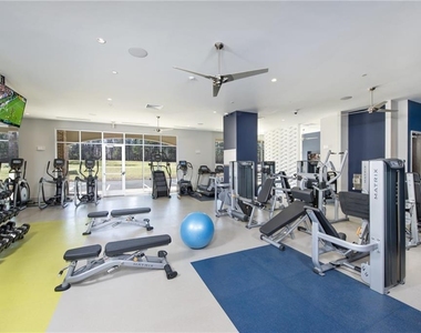 6919 Peachtree Dunwoody Road - Photo Thumbnail 33