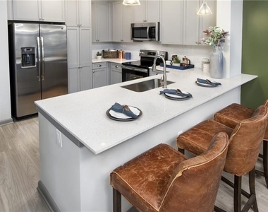 6919 Peachtree Dunwoody Road - Photo Thumbnail 4