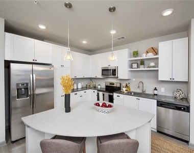 6919 Peachtree Dunwoody Road - Photo Thumbnail 1
