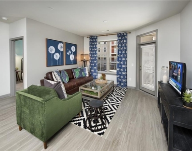6919 Peachtree Dunwoody Road - Photo Thumbnail 9