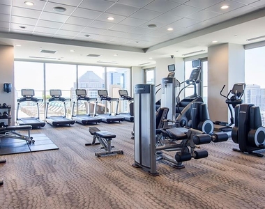 1163 W Peachtree Street Ne - Photo Thumbnail 10