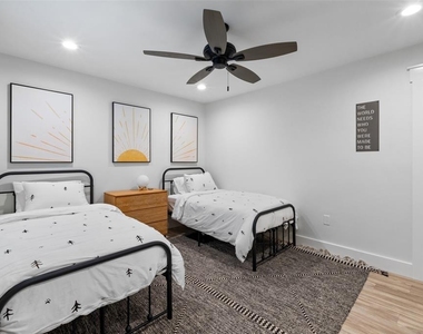 801 Forest Glen Cv - Photo Thumbnail 10