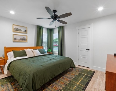 801 Forest Glen Cv - Photo Thumbnail 7