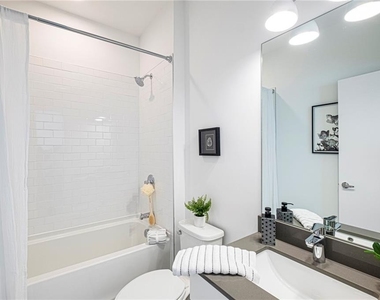72 Milton Avenue Se - Photo Thumbnail 10