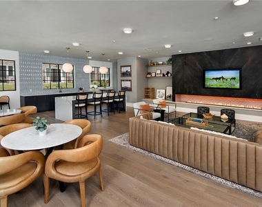 1600 Ronald Reagan Boulevard - Photo Thumbnail 9