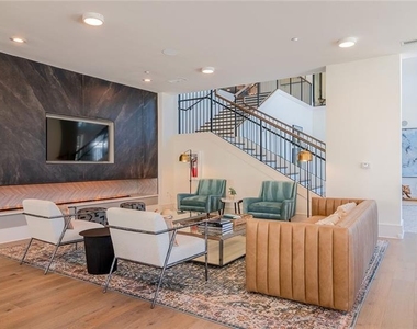1600 Ronald Reagan Boulevard - Photo Thumbnail 20