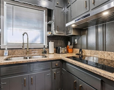 4667 Glore Road Sw - Photo Thumbnail 5